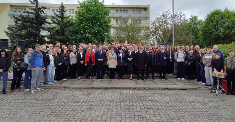 NARODOWY DZIEŃ ZWYCIĘSTWA